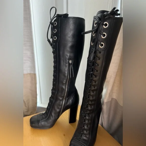 Miu Miu lace up boots - Picture 5 of 11